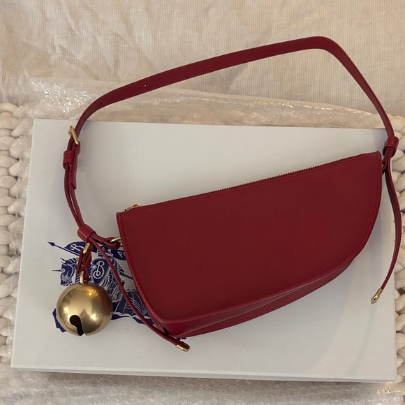 Burberry Red Shoulder Bag with Gold Accent - Picture 3 of 11